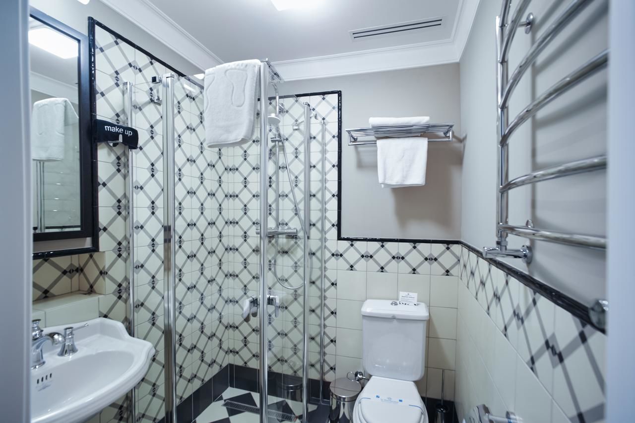 Отель Sherlock Holmes Boutique Hotel Львов