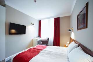 Отель Sherlock Holmes Boutique Hotel Львов Стандартный двухместный номер с 1 кроватью-3