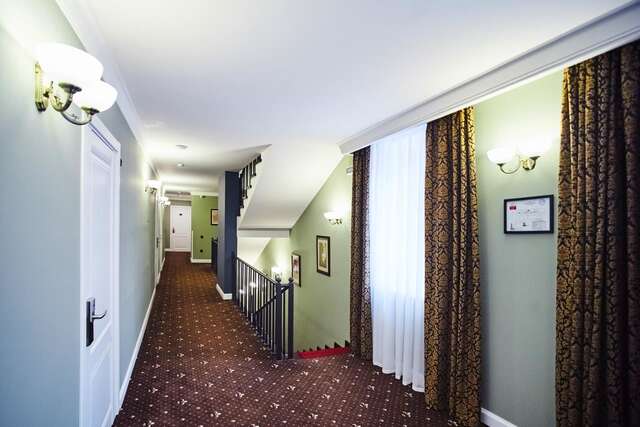 Отель Sherlock Holmes Boutique Hotel Львов-21