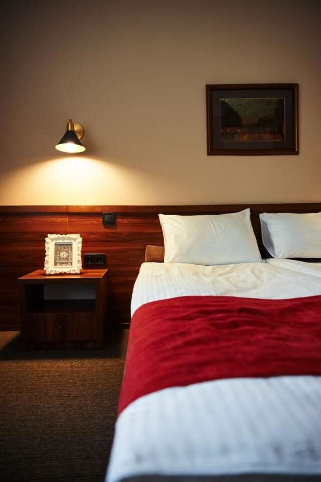 Отель Sherlock Holmes Boutique Hotel Львов-7